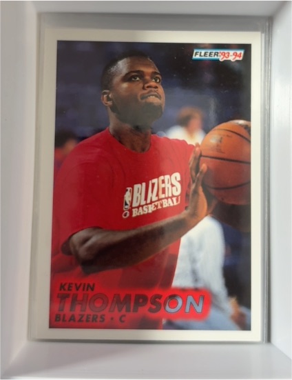 1993-94 Fleer #367 Kevin Thompson — front