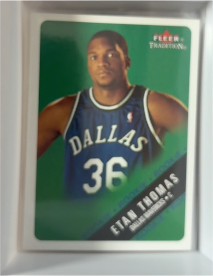 2000-01 Fleer Tradition #264 Etan Thomas — front
