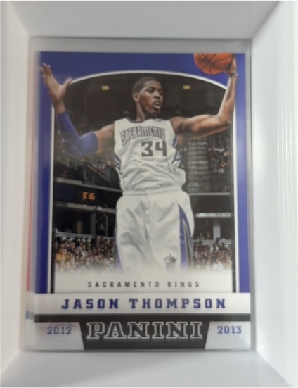 2012-13 Panini #77 Jason Thompson — front