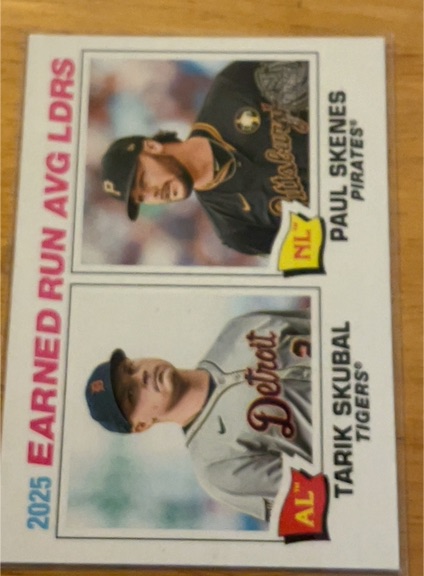 2026 Topps Heritage #7 Paul Skenes / Tarik Skubal 2025 Earned Run Avg Leaders — front