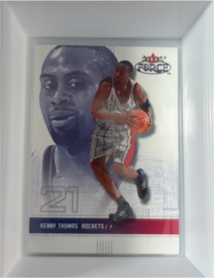 2001-02 Fleer Force #26 Kenny Thomas — front