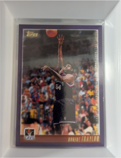 2000-01 Topps #239 Robert Traylor — front