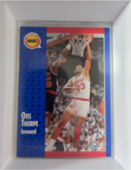 1991-92 Fleer #80 Otis Thorpe — front