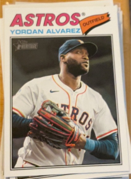 2026 Topps Heritage #25 Yordan Alvarez — front