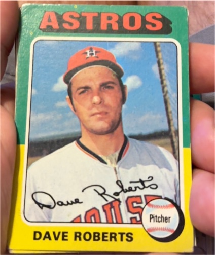 1975 Topps #301 Dave Roberts — front