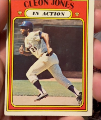 1972 Topps #32 Cleon Jones In Action — front