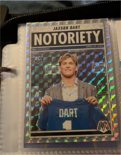 2025 Panini Mosaic #11 Jaxson Dart Notoriety Silver Mosaic Prizm Rookie — front