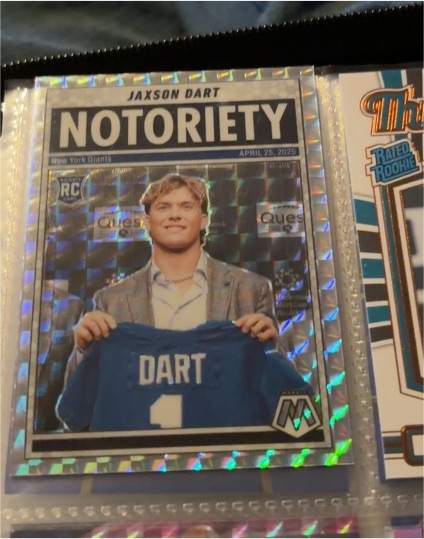 2025 Panini Mosaic Notoriety #11 Jaxson Dart — front