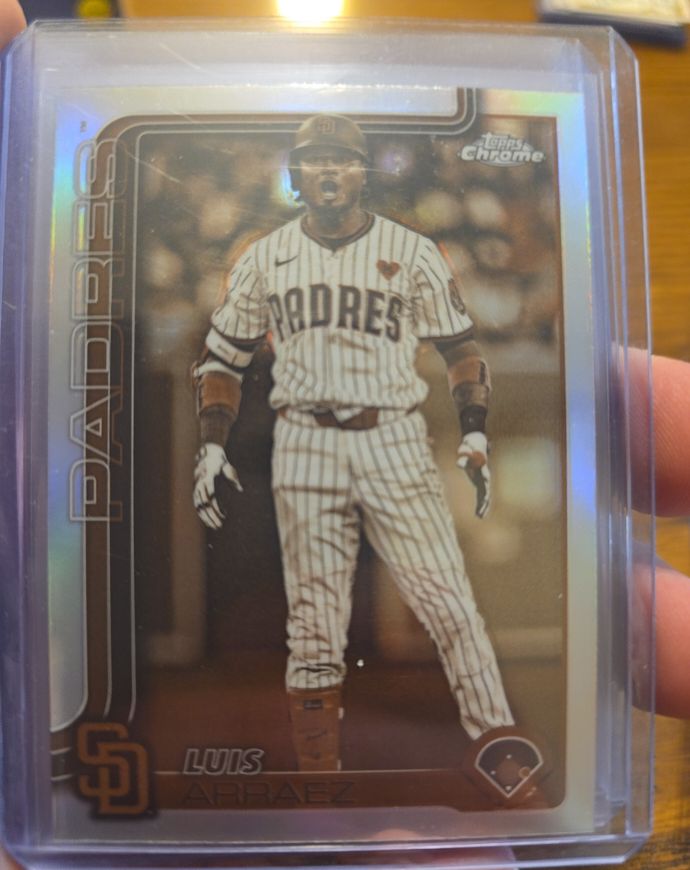 2025 Topps Chrome #216 Luis Arraez Sepia Refractor — front