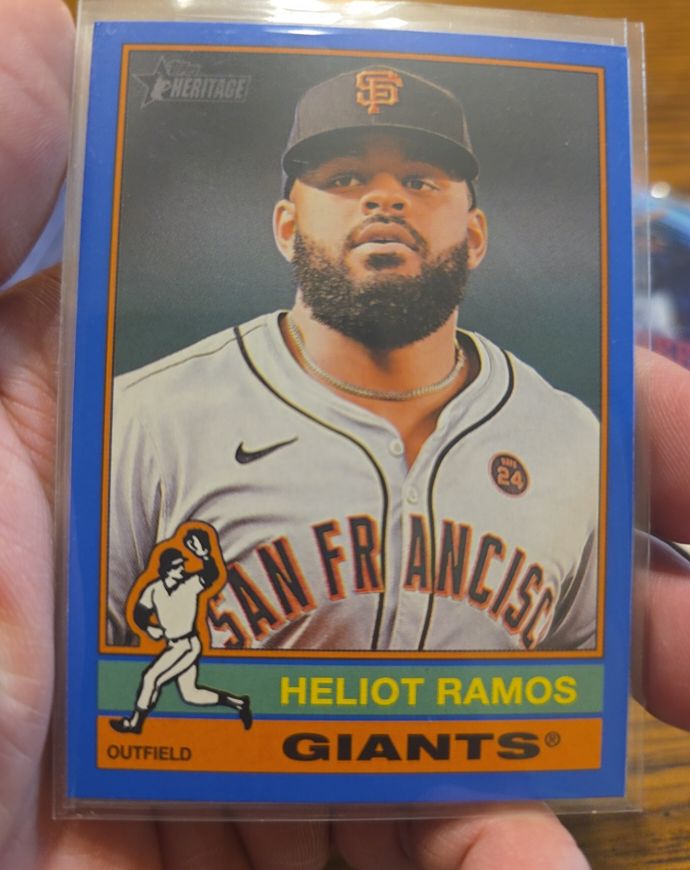 2025 Topps Heritage #32 Heliot Ramos — front