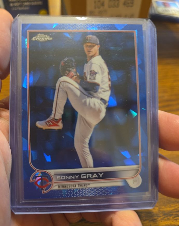 2022 Topps Chrome Update Sapphire Edition #US16 Sonny Gray — front