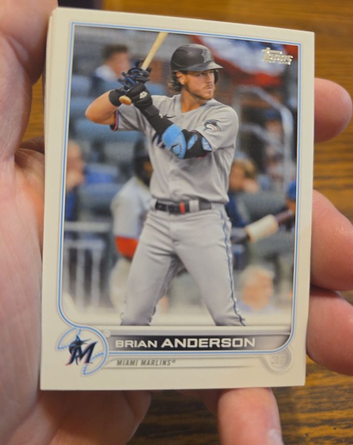 2022 Topps #19 Brian Anderson — front