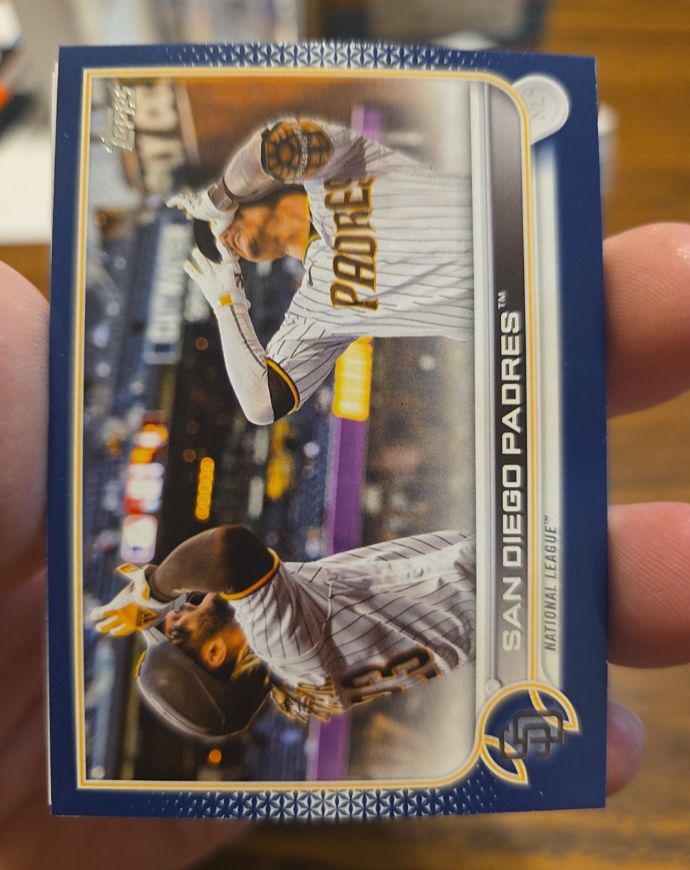 2022 Topps Series 1 #124 San Diego Padres Team Card — front