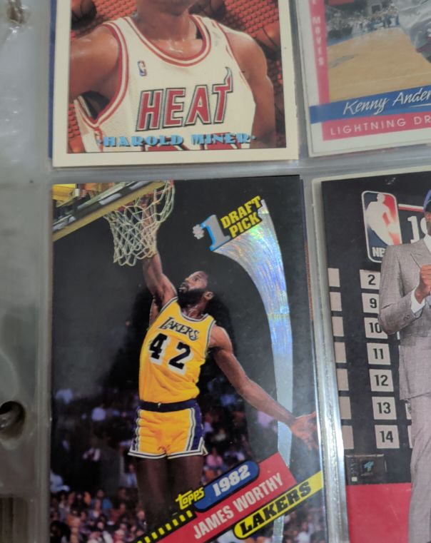 1982 Topps #42 James Worthy — front