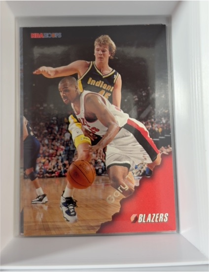 1996-97 Hoops #132 Gary Trent Portland Trail Blazers — front