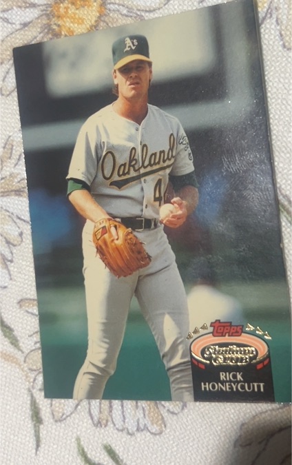 1992 Topps Stadium Club #581 Rick Honeycutt — front