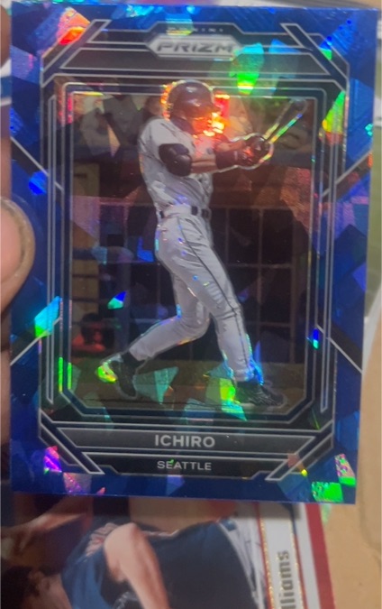 2023 Panini Prizm #32 Ichiro Suzuki — front