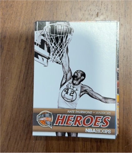 2011-12 Panini NBA Hoops Hall of Fame Heroes #5 Nate Thurmond — front