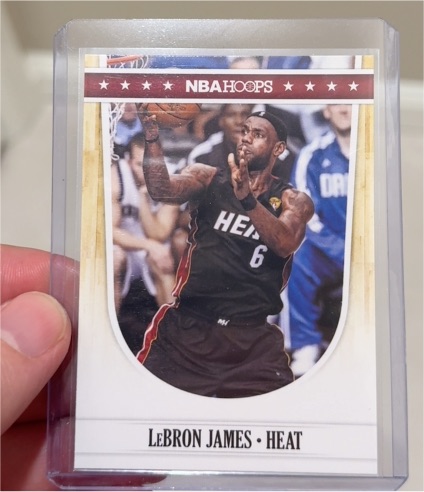 2011-12 Panini NBA Hoops #119 LeBron James Miami Heat — front