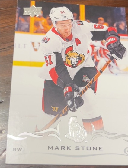 2018-19 Upper Deck #127 Mark Stone — front