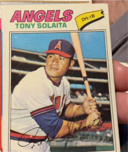 1977 Topps #482 Tony Solaita — front