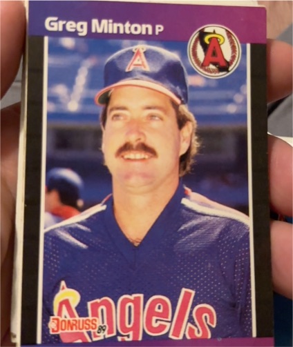1989 Donruss #490 Greg Minton — front