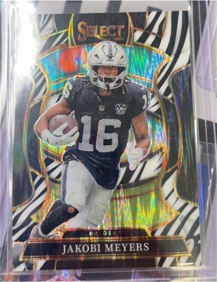 2025 Panini Select #5 Jakobi Meyers — front