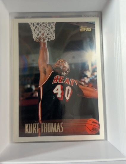 1996-97 Topps #11 Kurt Thomas — front