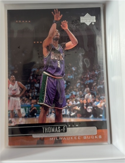 1999-00 Upper Deck Encore #45 Tim Thomas — front