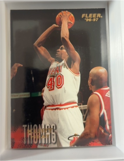 1996-97 Fleer #59 Kurt Thomas — front