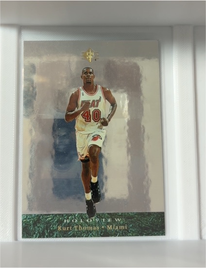 1995-96 Upper Deck SP Premium Collection Holoview #18 Kurt Thomas — front