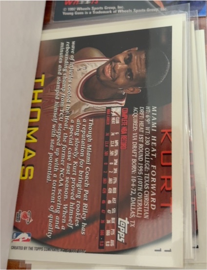 1997 Topps #11 Kurt Thomas — front
