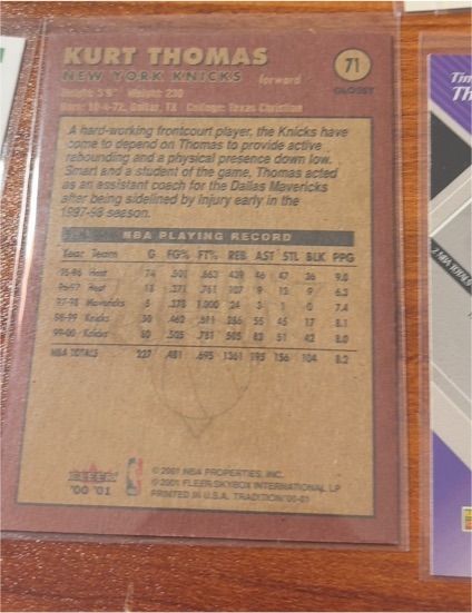 2000 Fleer #71 Kurt Thomas — front