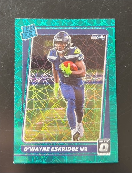 2021 Donruss Optic #219 D'Wayne Eskridge Blue Scope Prizm — front