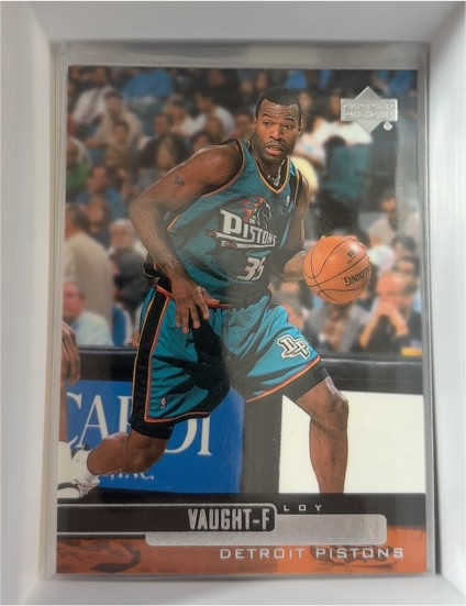1999-00 Upper Deck #218 Loy Vaught — front