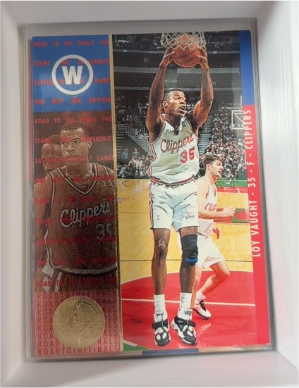1994-95 Upper Deck SP Championship Series #12 Loy Vaught — front