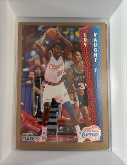 1992-93 Fleer #105 Loy Vaught — front