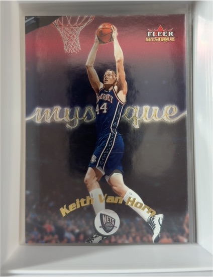 2000-01 Fleer Mystique #20 Keith Van Horn — front