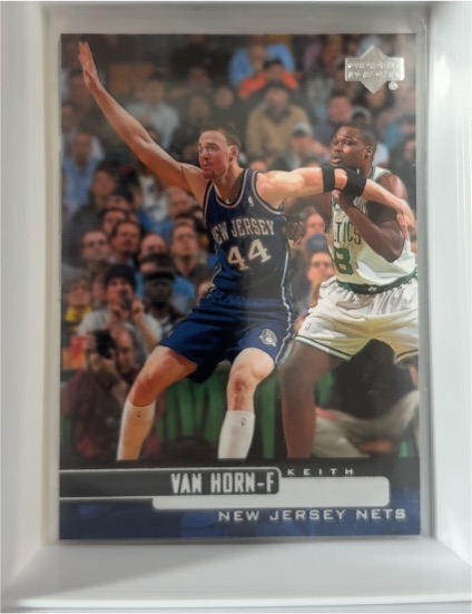 1999-00 Upper Deck #75 Keith Van Horn — front