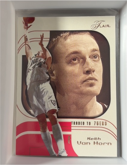 2002-03 Flair #8 Keith Van Horn — front