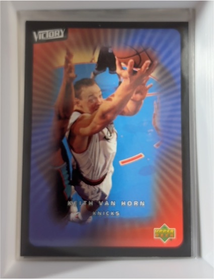 2003-04 Upper Deck Victory #71 Keith Van Horn — front