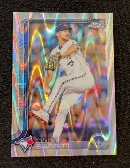 2025 Topps Chrome #184 Chris Bassitt RayWave Refractor — front