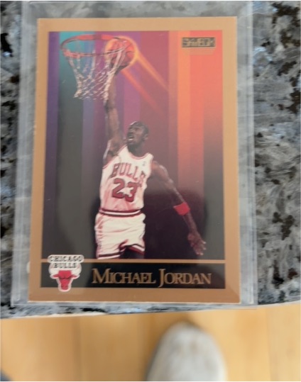 1990 SkyBox #41 Michael Jordan — front
