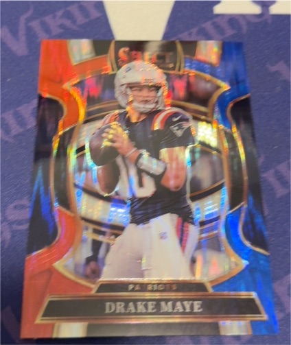 2025 Panini Select #80 Drake Maye Red & Blue Shock Prizm Concourse — front