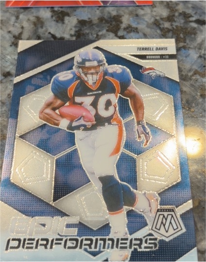 2025 Panini Mosaic Epic Performers #17 Terrell Davis — front