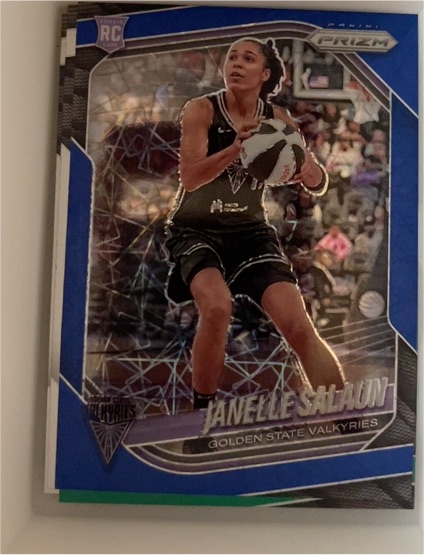 2025 Panini Prizm WNBA #20 Janelle Salaun Blue Velocity Rookie — front