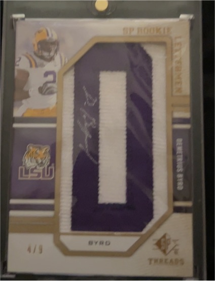 2009 Upper Deck SP Threads #218 Demetrius Byrd — front