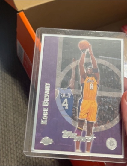 2000-01 Topps Stars #30 Kobe Bryant — front