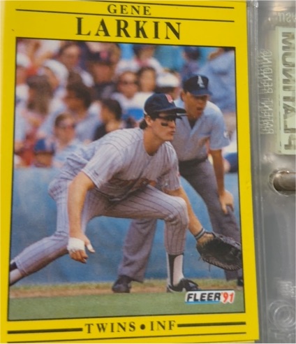 1991 Fleer #615 Gene Larkin — front