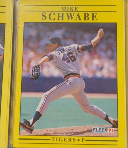 1991 Fleer #351 Mike Schwabe — front